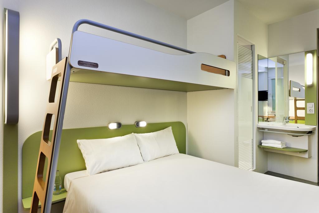 Ibis Budget Basel City Экстерьер фото